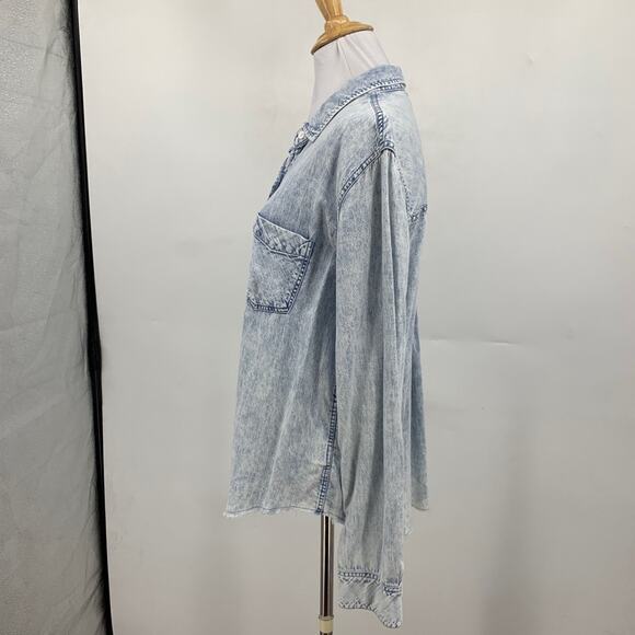 Rails Shirt Womens M Medium Light Acid Wash Linen Blend Ingrid Raw Hem Button Up - Picture 4 of 11